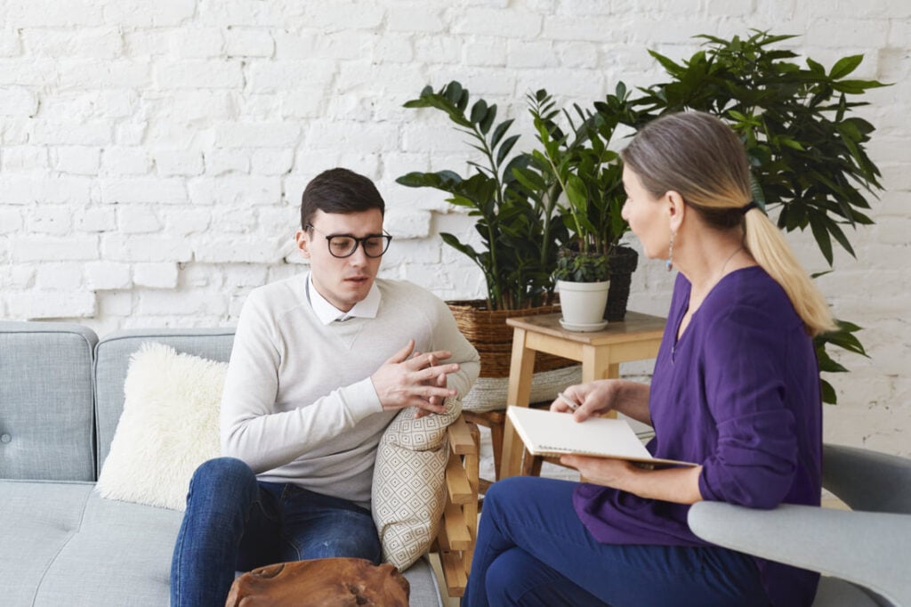 Scrum Master như là một Coach (người khai vấn)